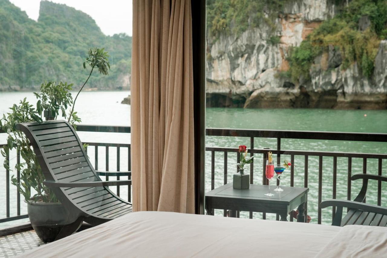 Sena Cruises - Wonder On Lan Ha Bay Hotel ฮาลอง ภายนอก รูปภาพ