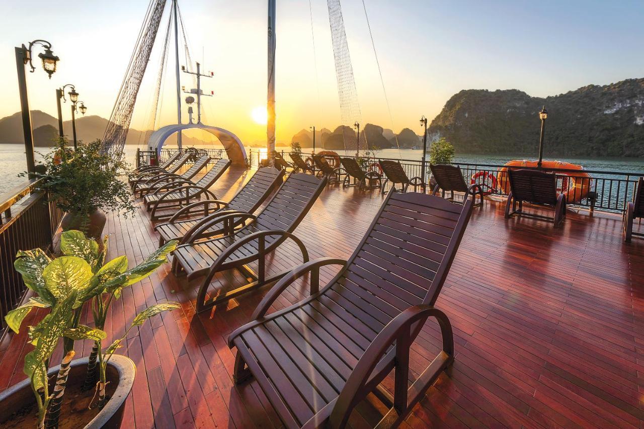 Sena Cruises - Wonder On Lan Ha Bay Hotel ฮาลอง ภายนอก รูปภาพ